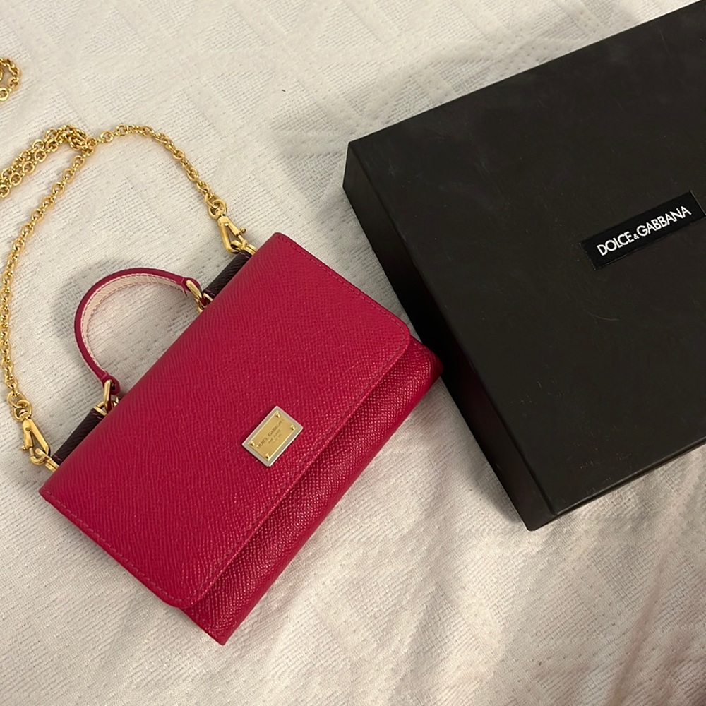 Dolce & Gabbana phone wallet- with box and cards